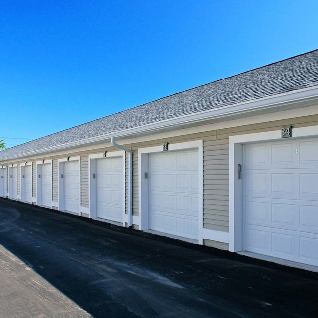 Metro at Wilmington Station - Covered Garage