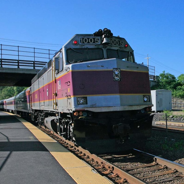 Metro at Wilmington Station - Public Train Station